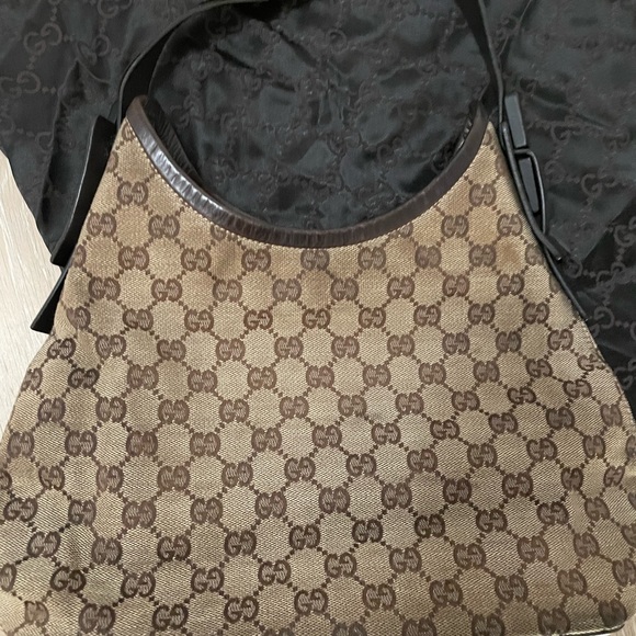 Gucci Monogram Hobo - Picture 2 of 9